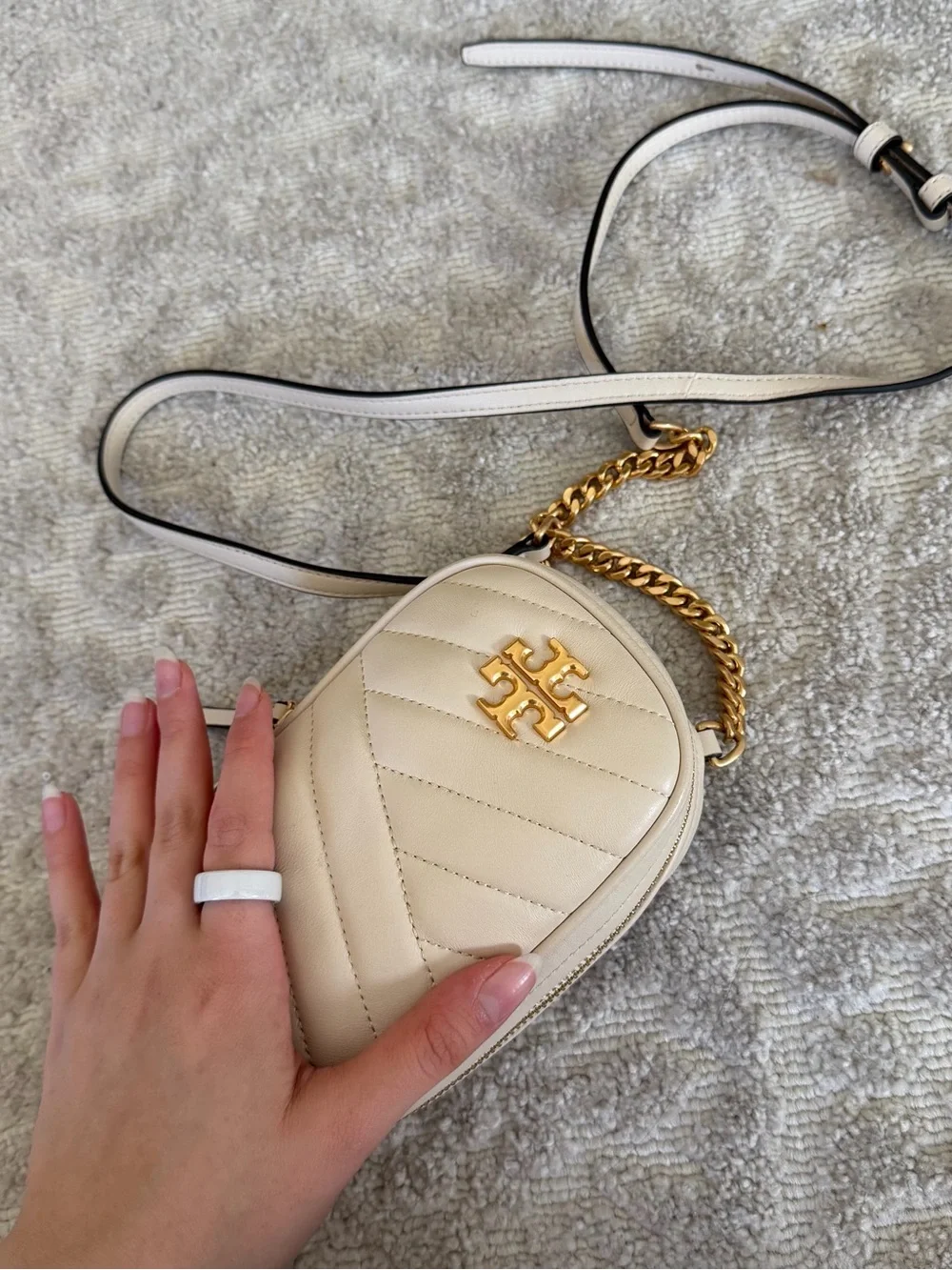 Tory Burch Kira Cream Chevron Quilted Mini Crossbody With Gold Chain - Worn Once